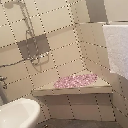 Queens סראייבו